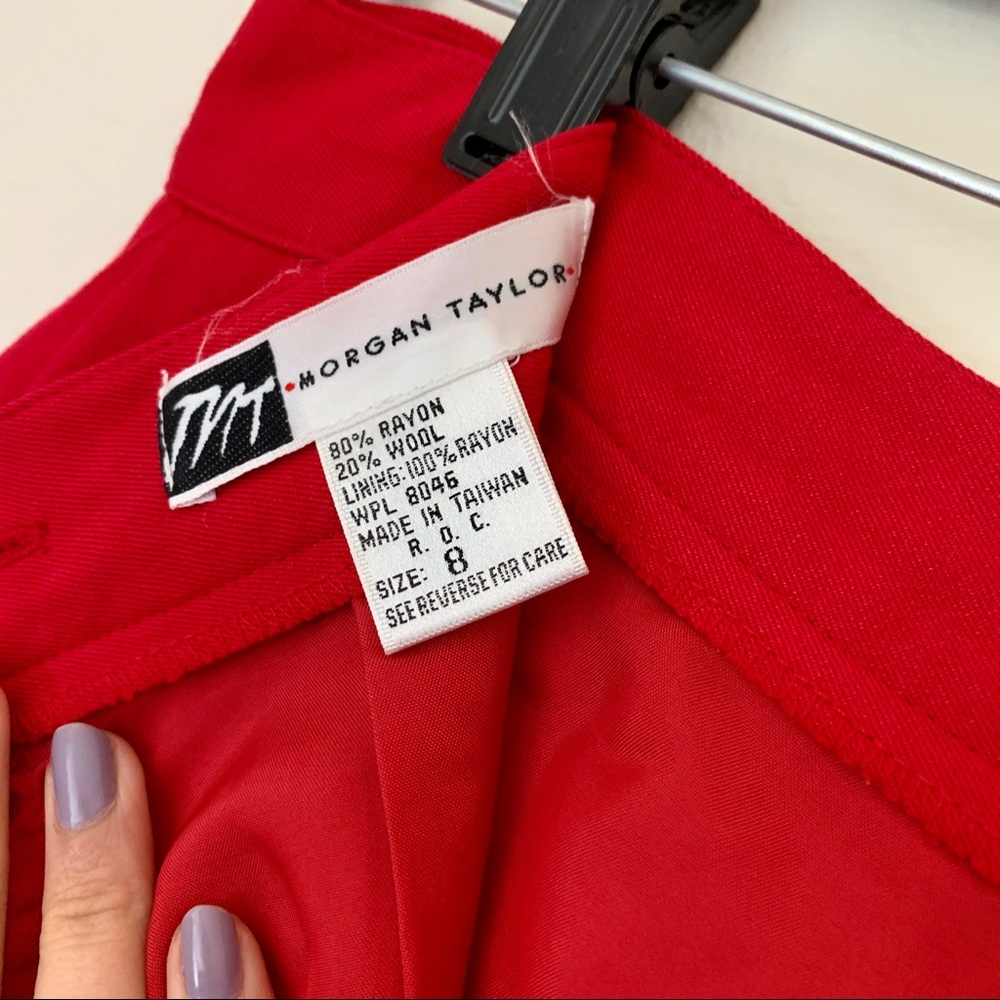 Mid length red wool pencil skirt - Picture 6 of 7